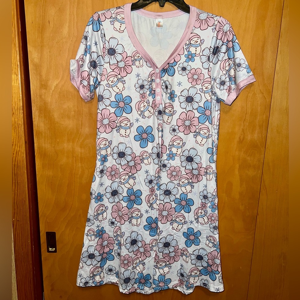 Shirley and Stone snowman nightgown XS